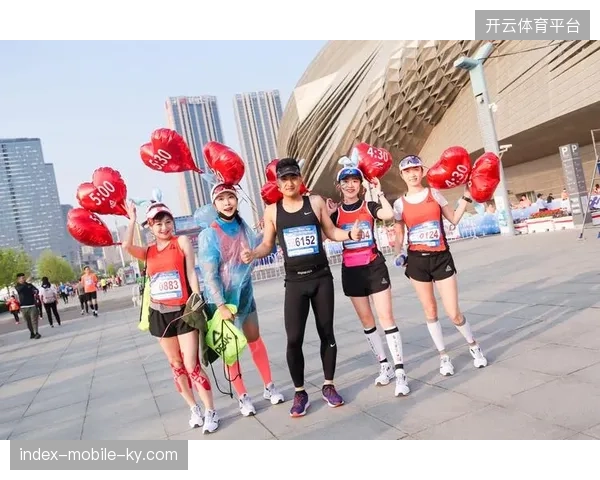 上海马拉松票务系统迭代至全链路闭环，促使参赛者画像从第三方平台回流赛事官网